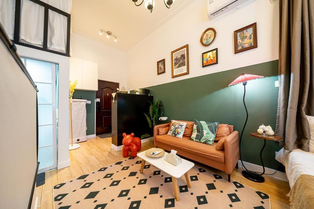 Apartment Hills& Well-time Nanyang Charm Close To West Nanjing Rd And Line 2 Jing'an Temple Shanghai